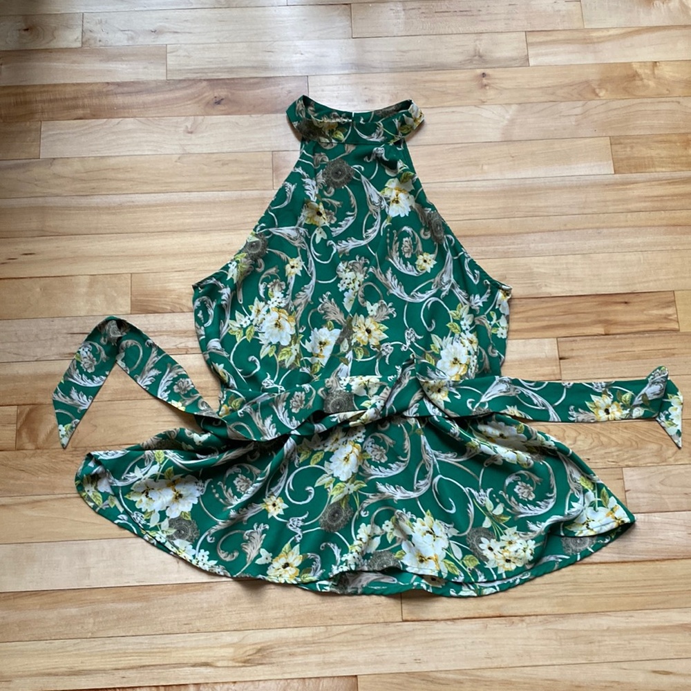 NY&Co halter top